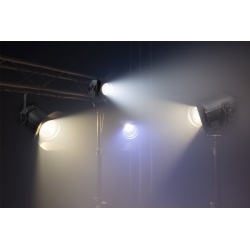 Reflektor teatralny ZOOM silnik LED biały 100W 3200K BeamZ BTF100Z