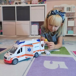 Ambulans karetka pogotowia auto dźwięki pogotowie światło