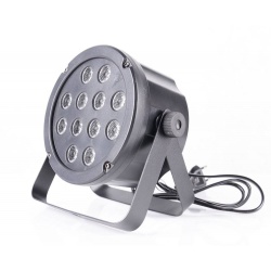 Reflektor LED PAR BeamZ SlimPar 35 sterowany DMX auto pilotem