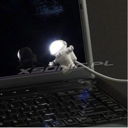 Lampka do komputera na USB astronauta do każdego laptopa